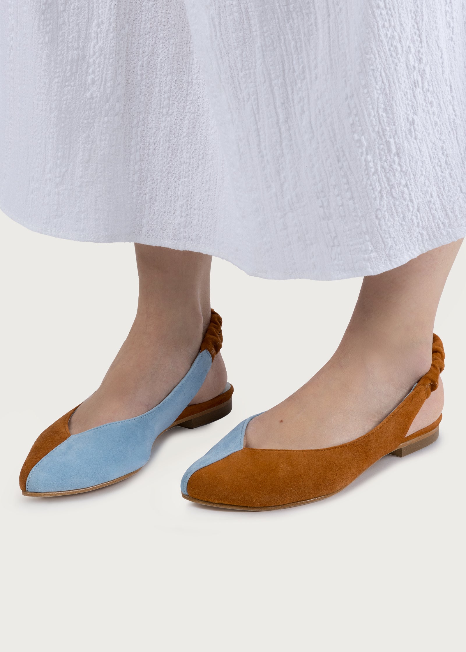 Bailarina Lotus Camel